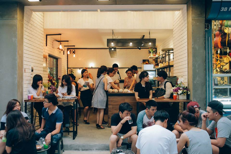 Koh Samui Hut- จุดลิ้มลองของกินเล่นของไทยที่น่าสนใจในกรุงฮานอย
